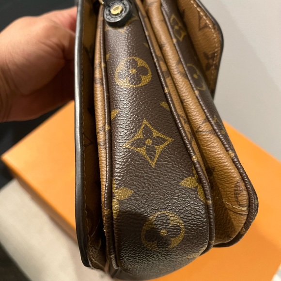 SOLD Authentic Louis Vuitton Pochette Métis - Picture 4 of 11